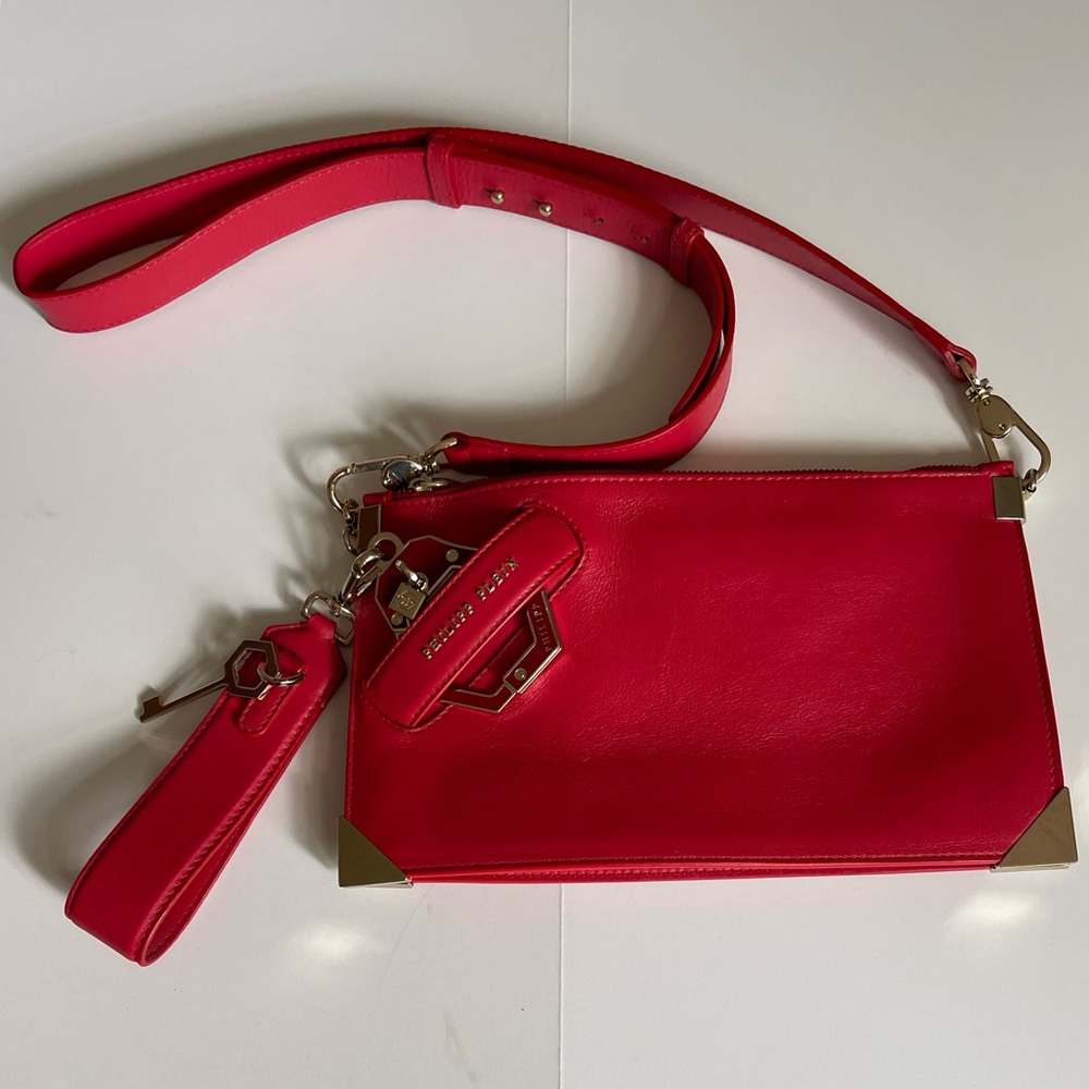 $1,980 Philipp Plein 2 in 1 Leather Crossbody Wristlet Bag Handcuffs Logo Red